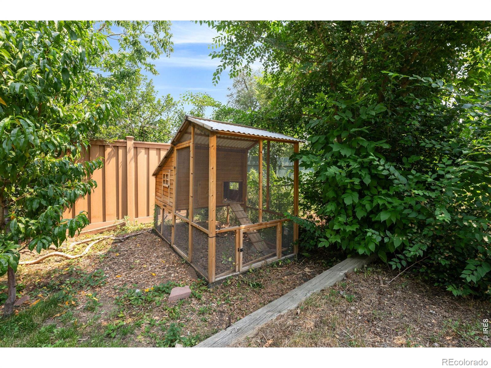 MLS Image #33 for 5681 e gunnison place,denver, Colorado