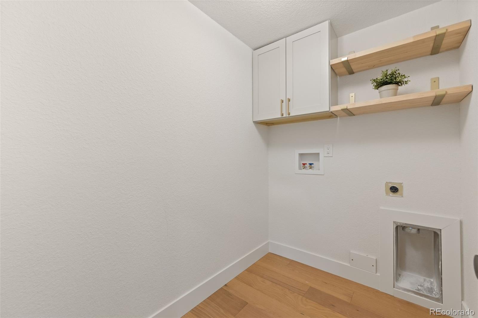 MLS Image #36 for 74 s flora way,golden, Colorado