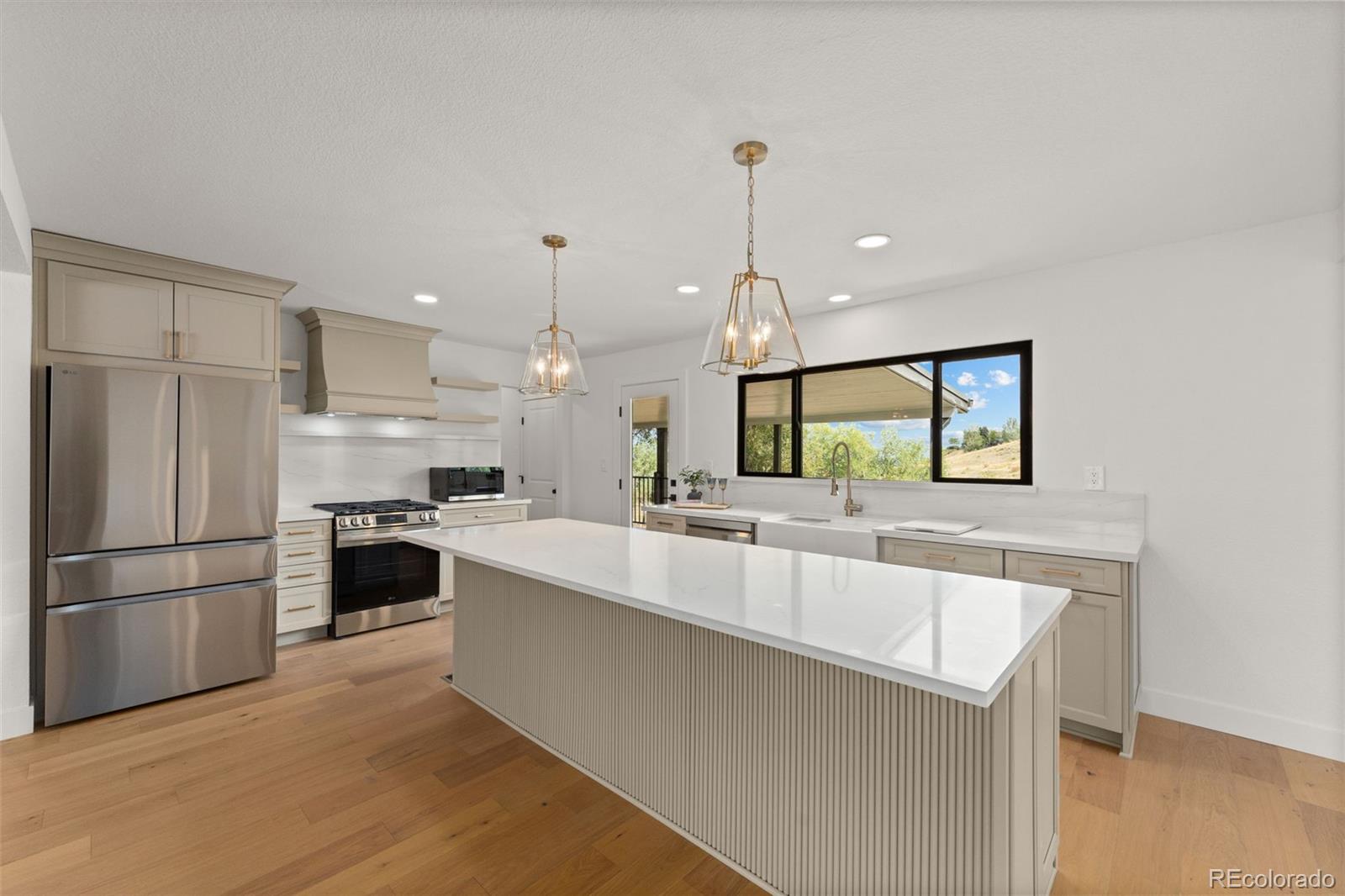 MLS Image #6 for 74 s flora way,golden, Colorado