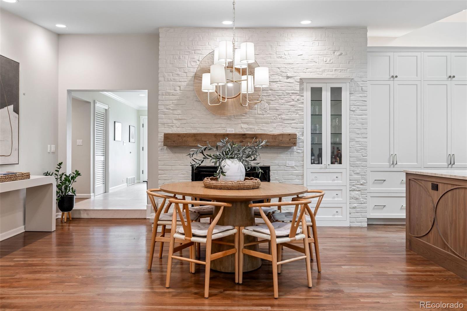MLS Image #10 for 2901 e floyd drive,denver, Colorado