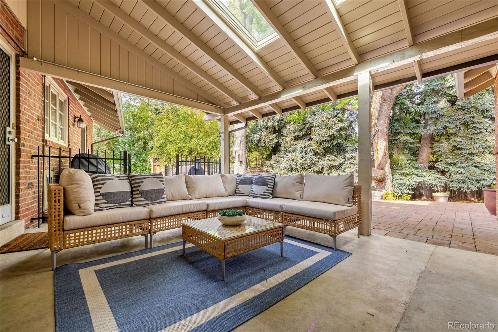 MLS Image #34 for 2901 e floyd drive,denver, Colorado