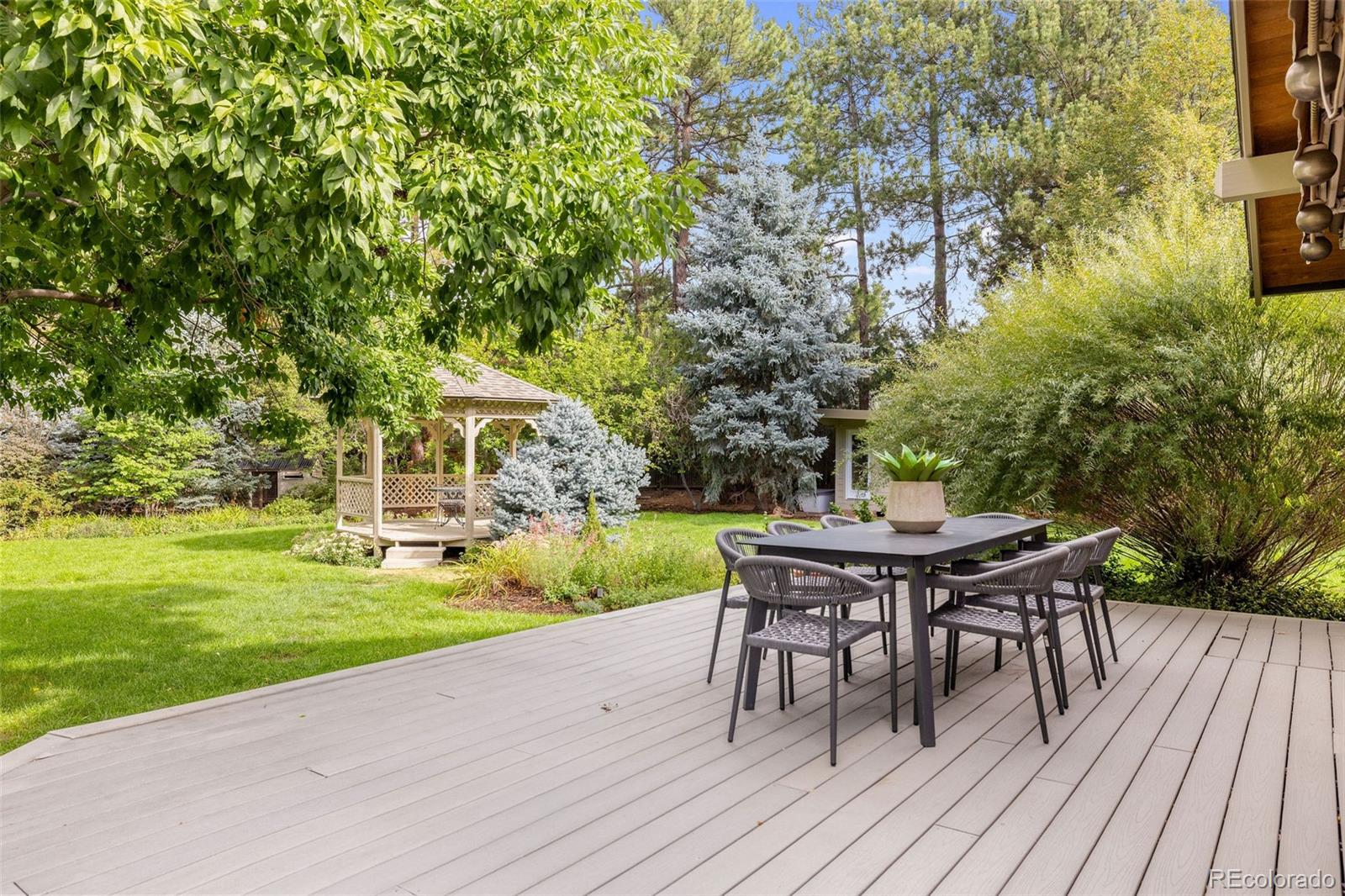 MLS Image #38 for 2901 e floyd drive,denver, Colorado