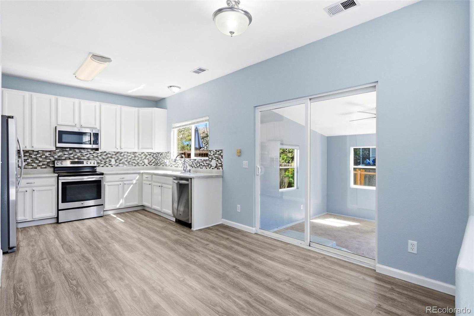MLS Image #11 for 22152 e belleview place,aurora, Colorado