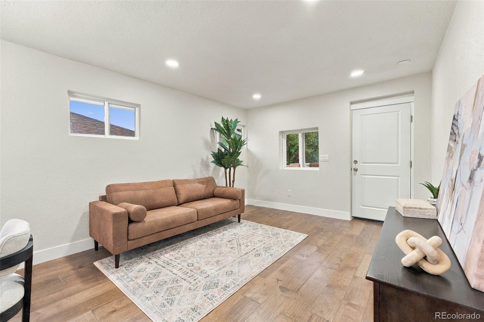 MLS Image #3 for 5171  stuart street,denver, Colorado