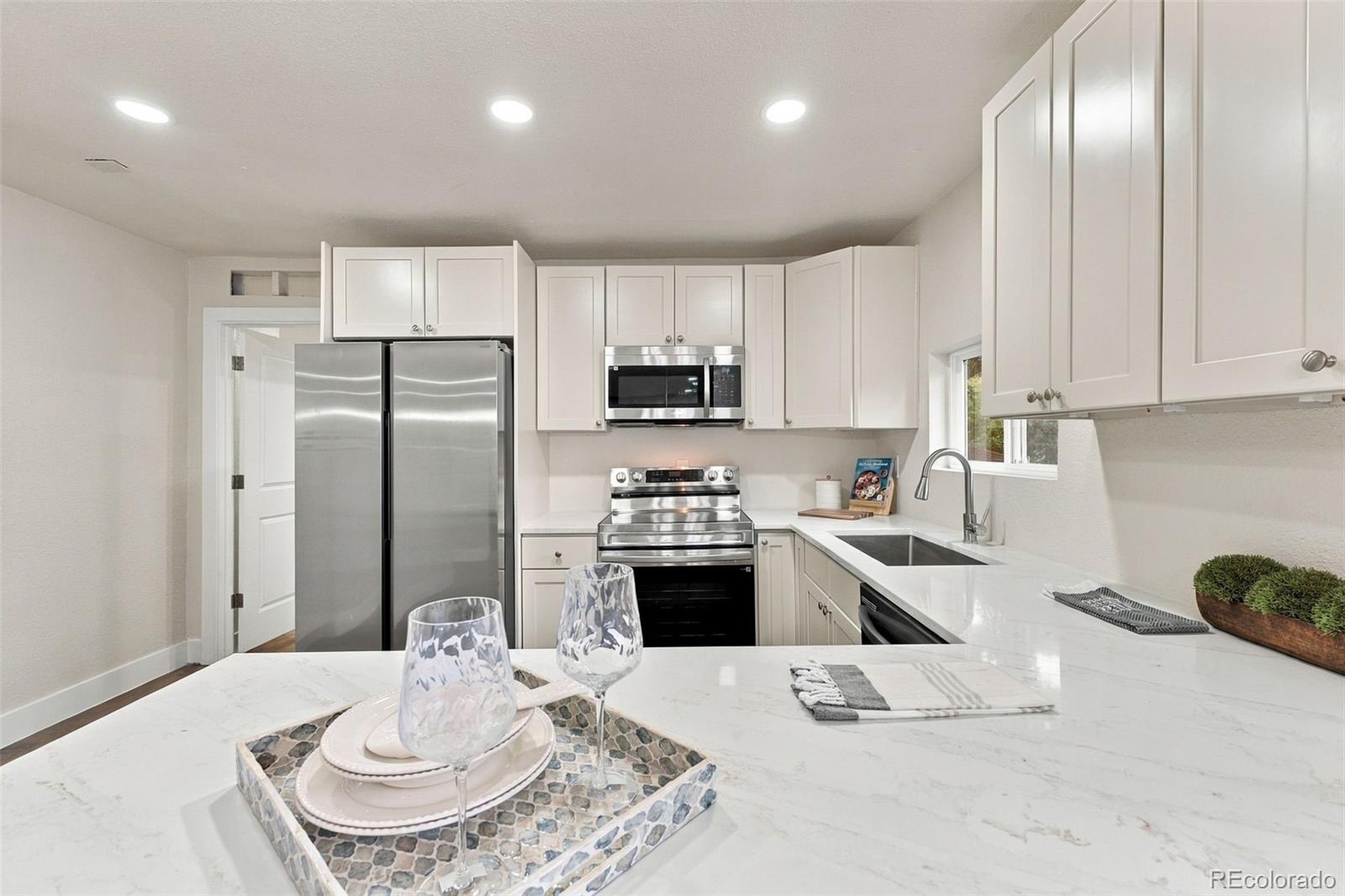 MLS Image #9 for 5171  stuart street,denver, Colorado