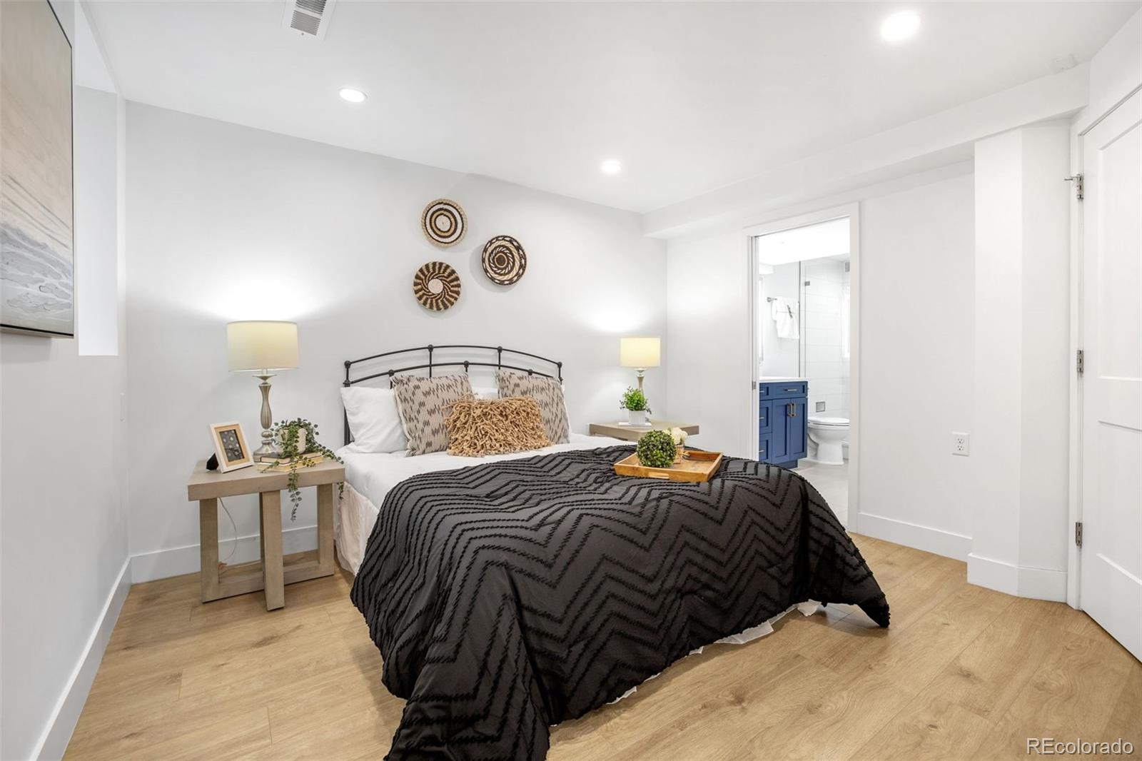MLS Image #18 for 4621 w 30th avenue,denver, Colorado