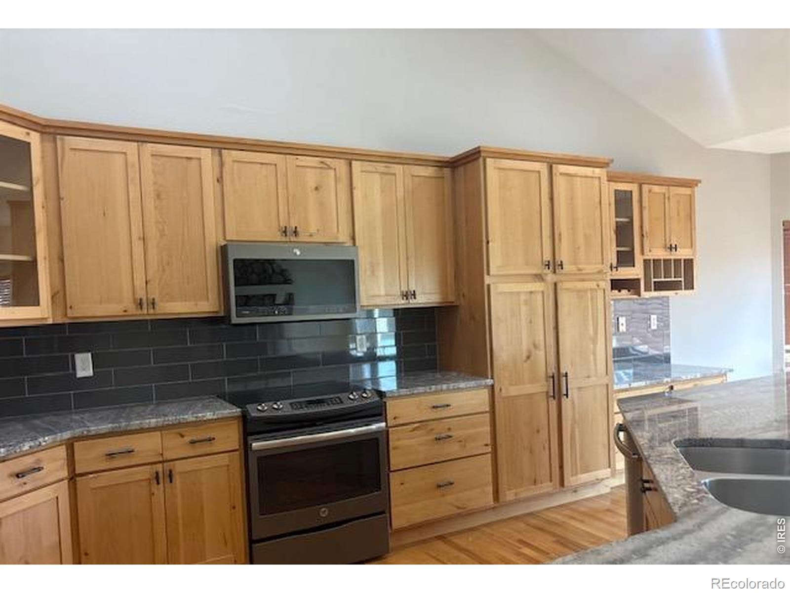 MLS Image #11 for 1756  green river drive,windsor, Colorado