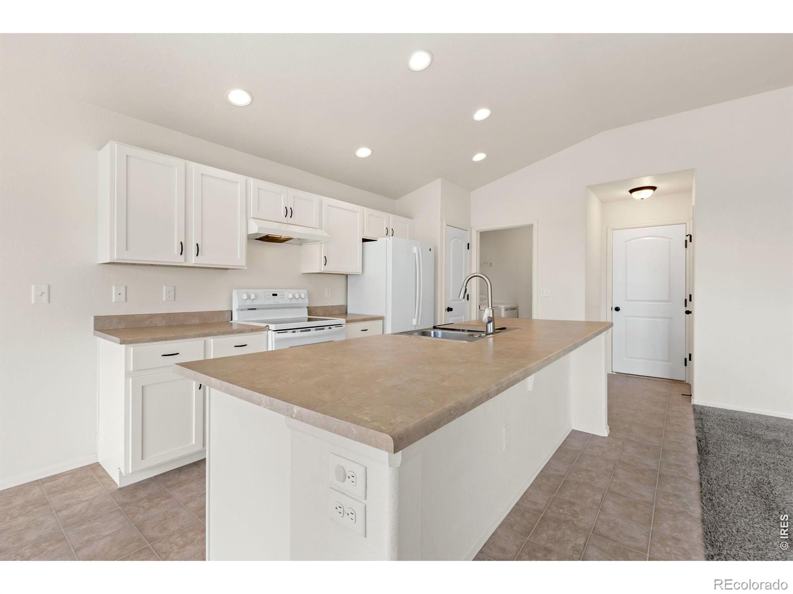 MLS Image #7 for 1723  thrive drive,windsor, Colorado