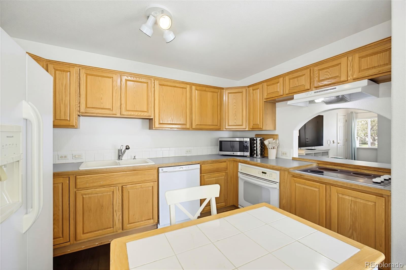 MLS Image #14 for 2247 s iola street,aurora, Colorado