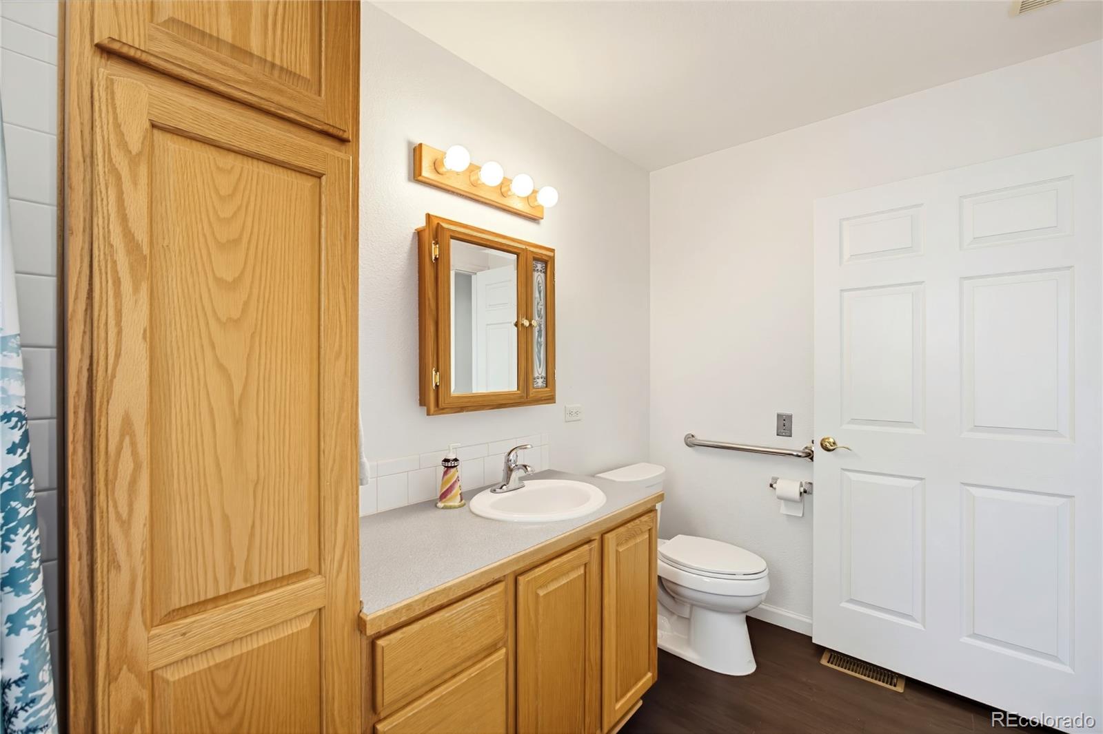 MLS Image #15 for 2247 s iola street,aurora, Colorado