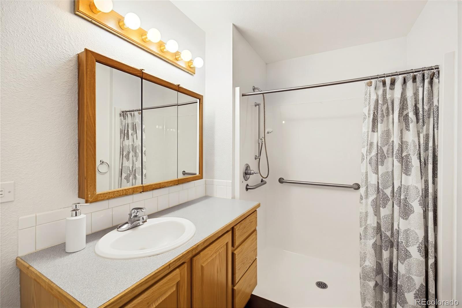 MLS Image #22 for 2247 s iola street,aurora, Colorado