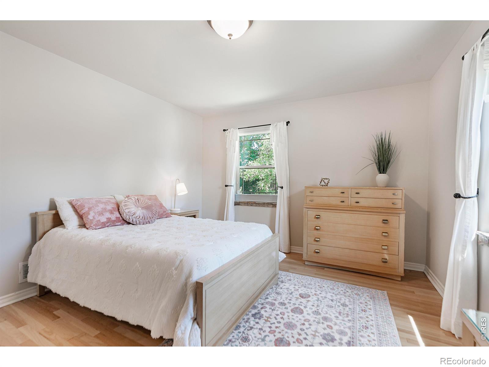 MLS Image #19 for 1090  bonnie brae boulevard,denver, Colorado