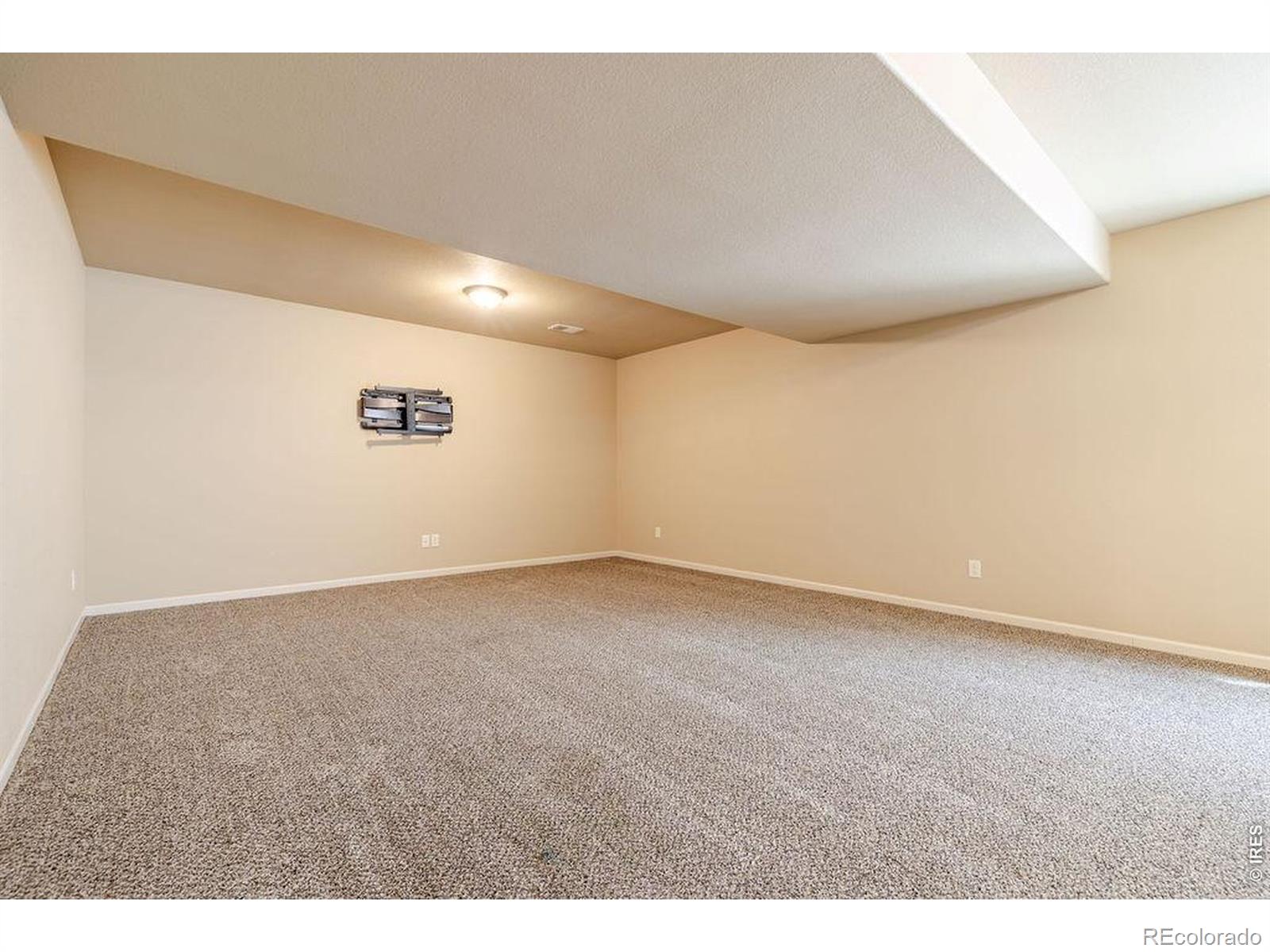 MLS Image #25 for 1760  clear creek court,windsor, Colorado