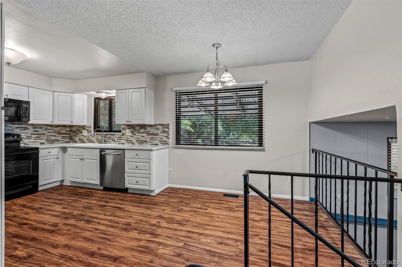 MLS Image #5 for 1675  mineola street,colorado springs, Colorado