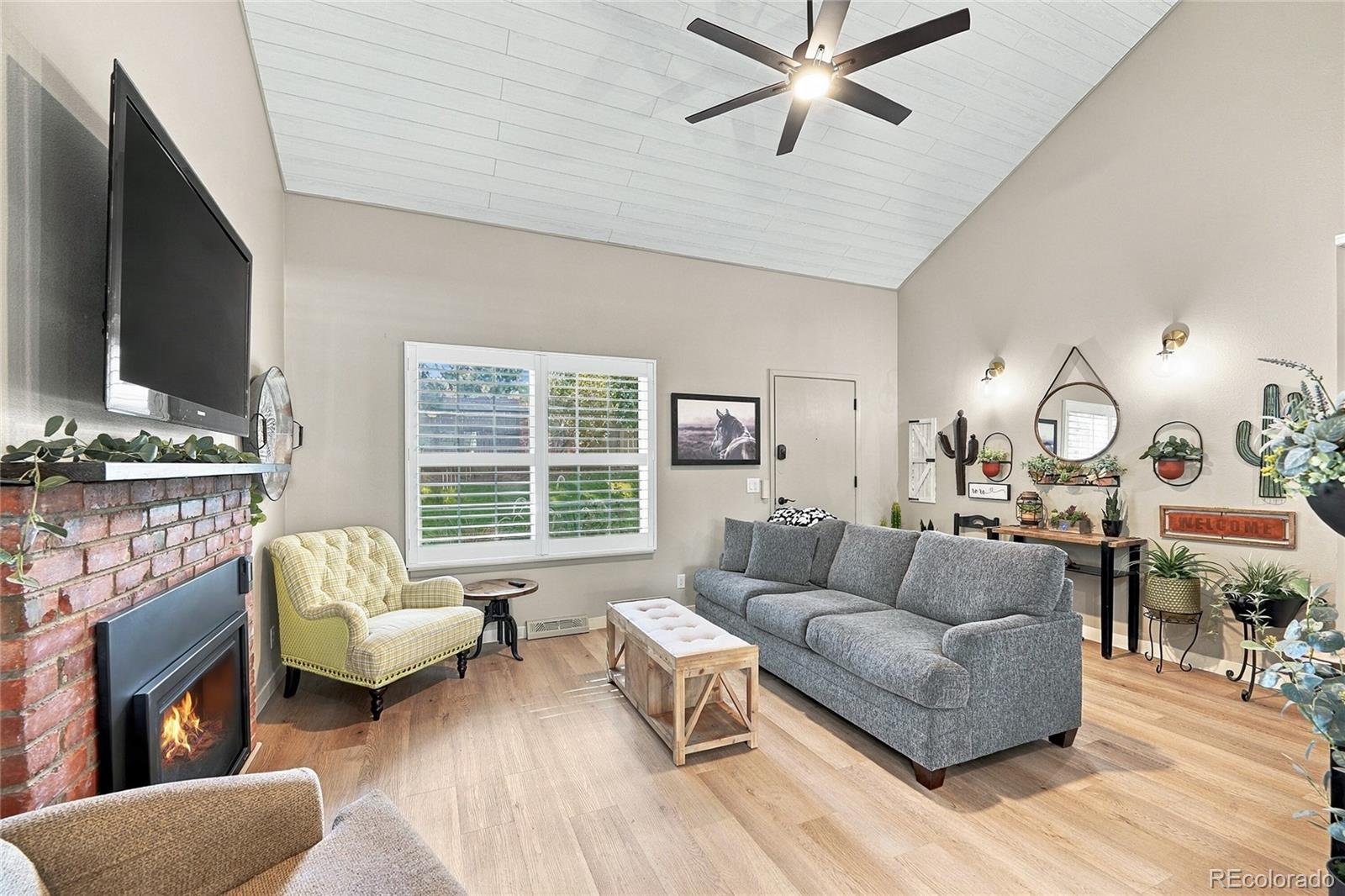 MLS Image #6 for 7098 s knolls way,centennial, Colorado