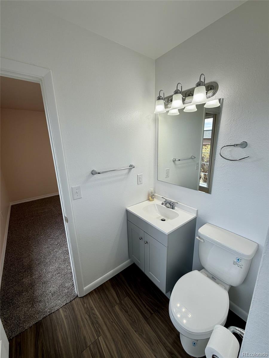 MLS Image #5 for 114  granada court,la jara, Colorado