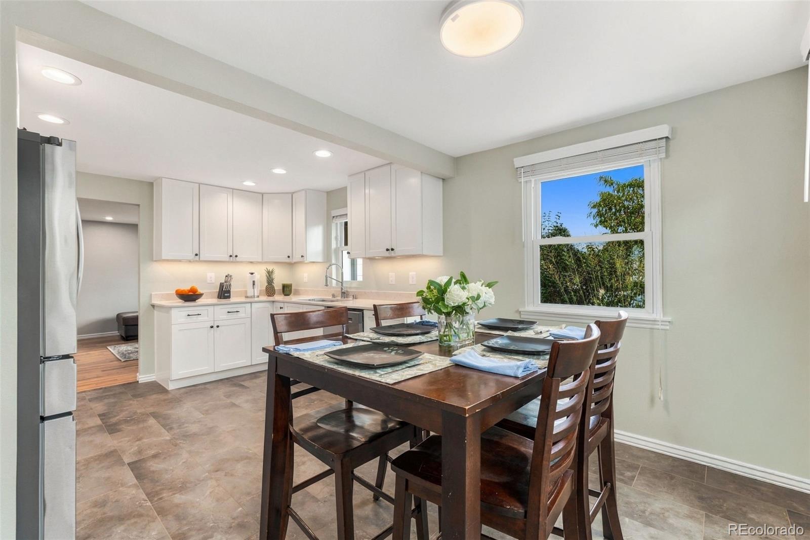 MLS Image #14 for 4580 w short place,denver, Colorado