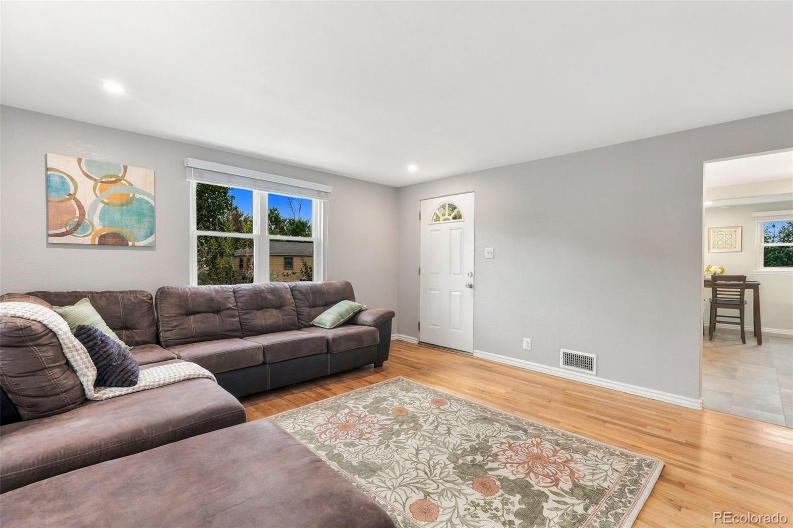 MLS Image #5 for 4580 w short place,denver, Colorado