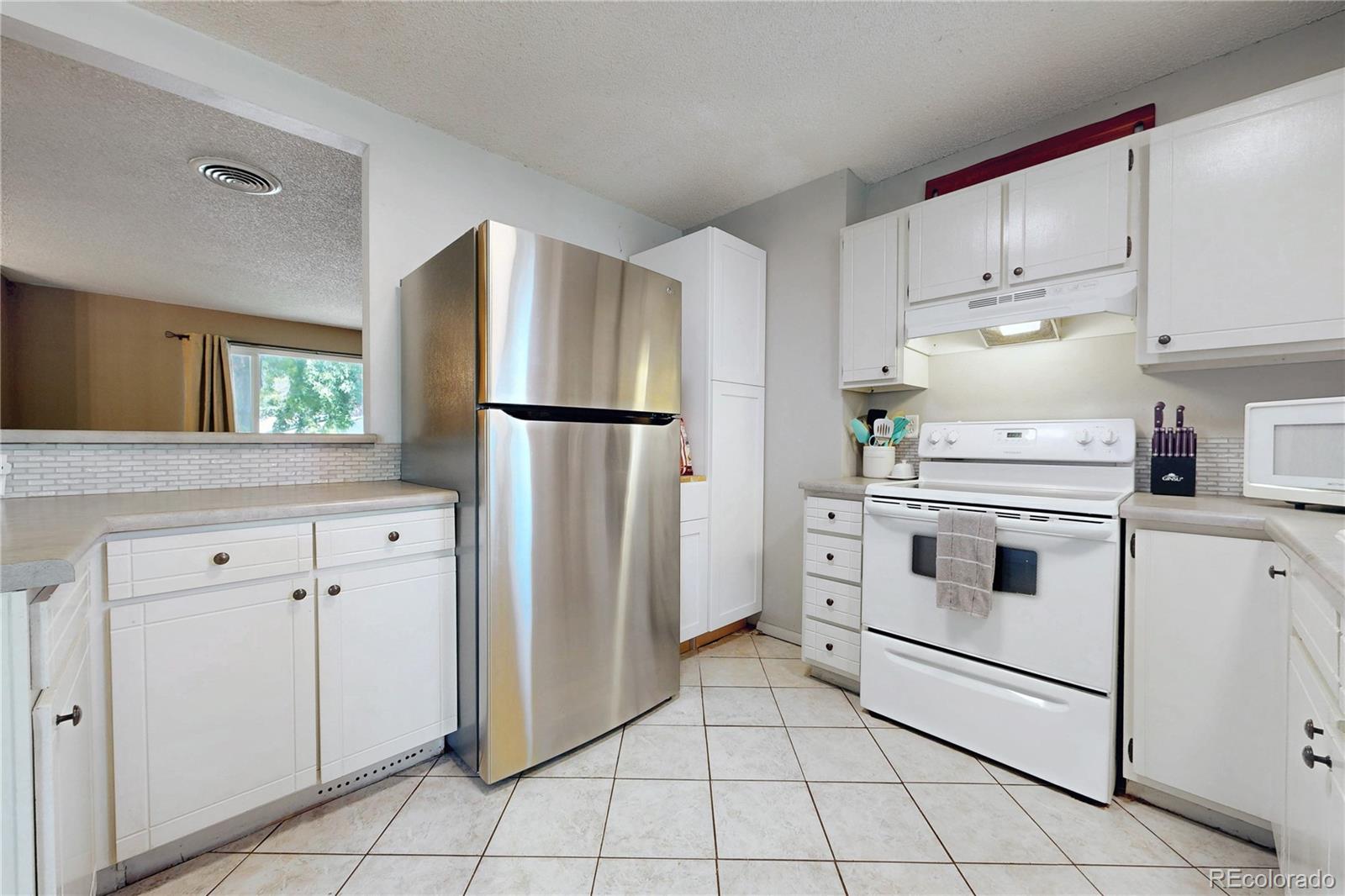 MLS Image #9 for 2342  33rd avenue,greeley, Colorado