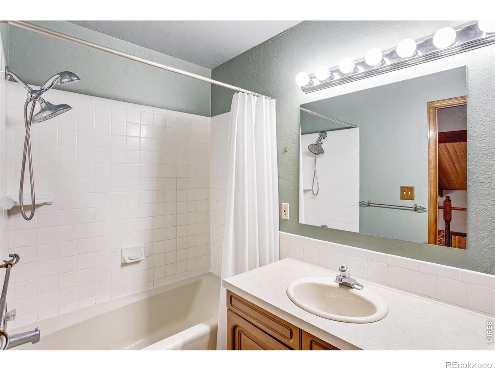 MLS Image #36 for 1923  sauk hill road,loveland, Colorado