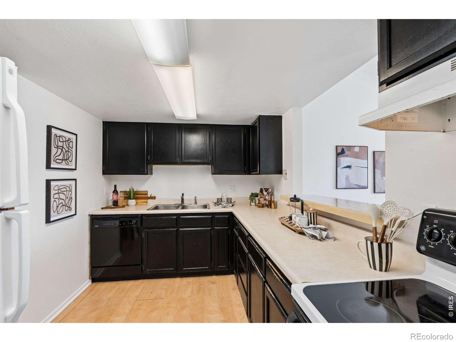 MLS Image #8 for 2971  eagle way,boulder, Colorado