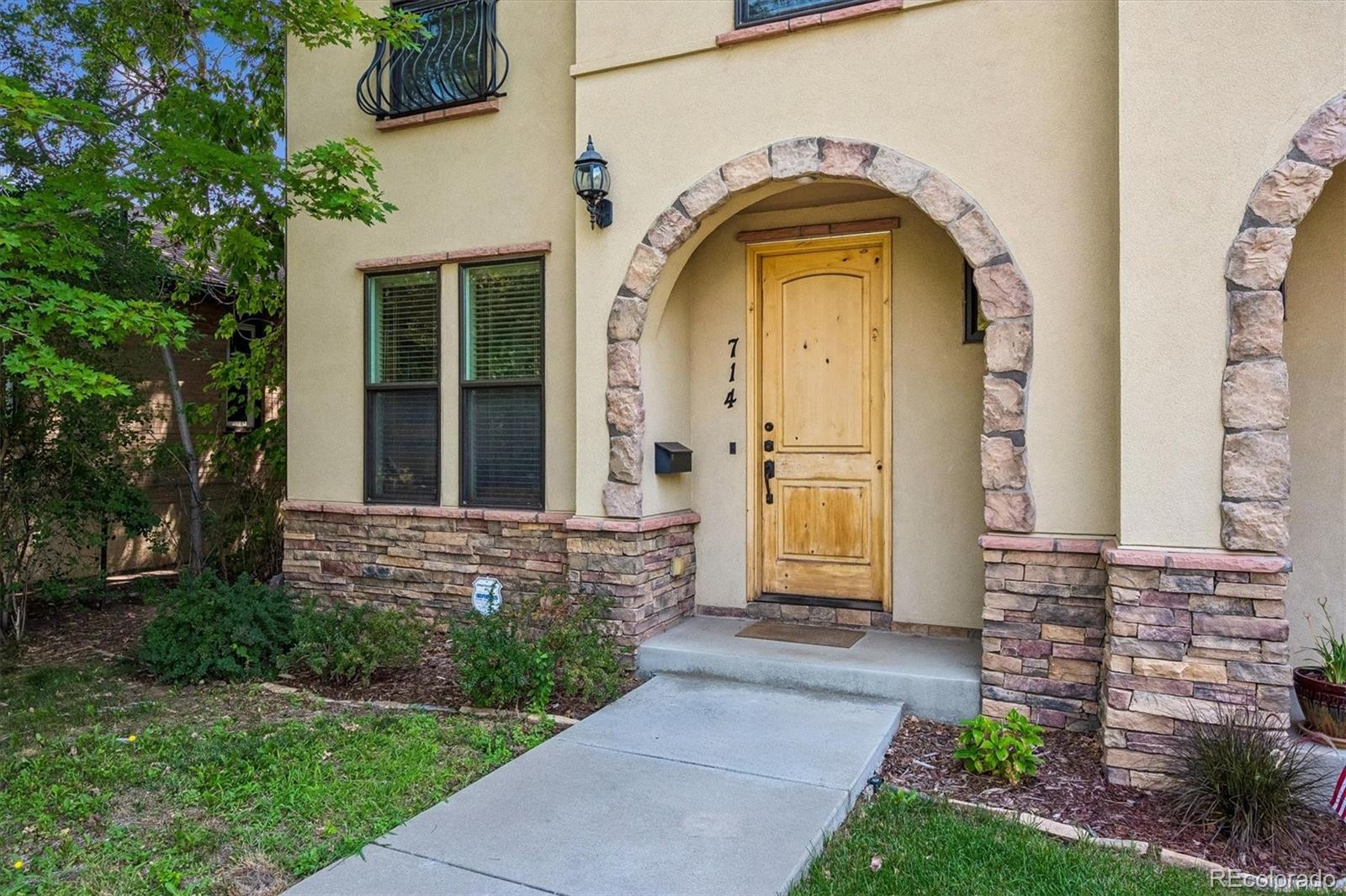 MLS Image #1 for 714 s washington street,denver, Colorado