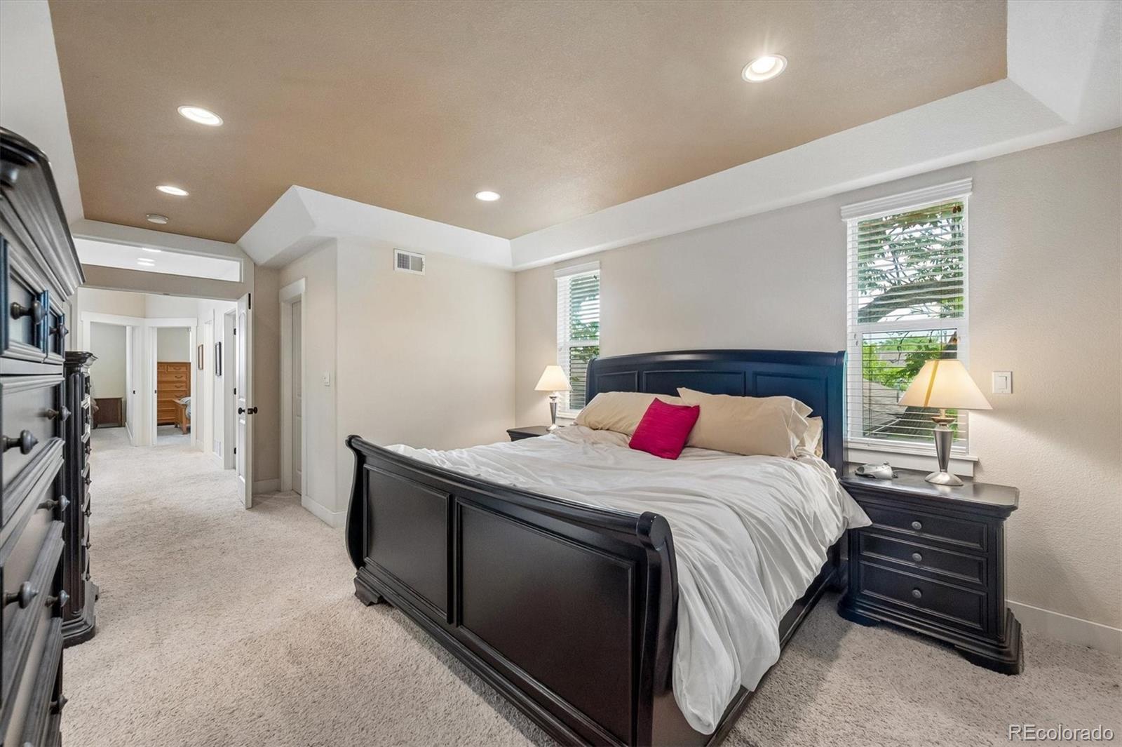 MLS Image #10 for 714 s washington street,denver, Colorado