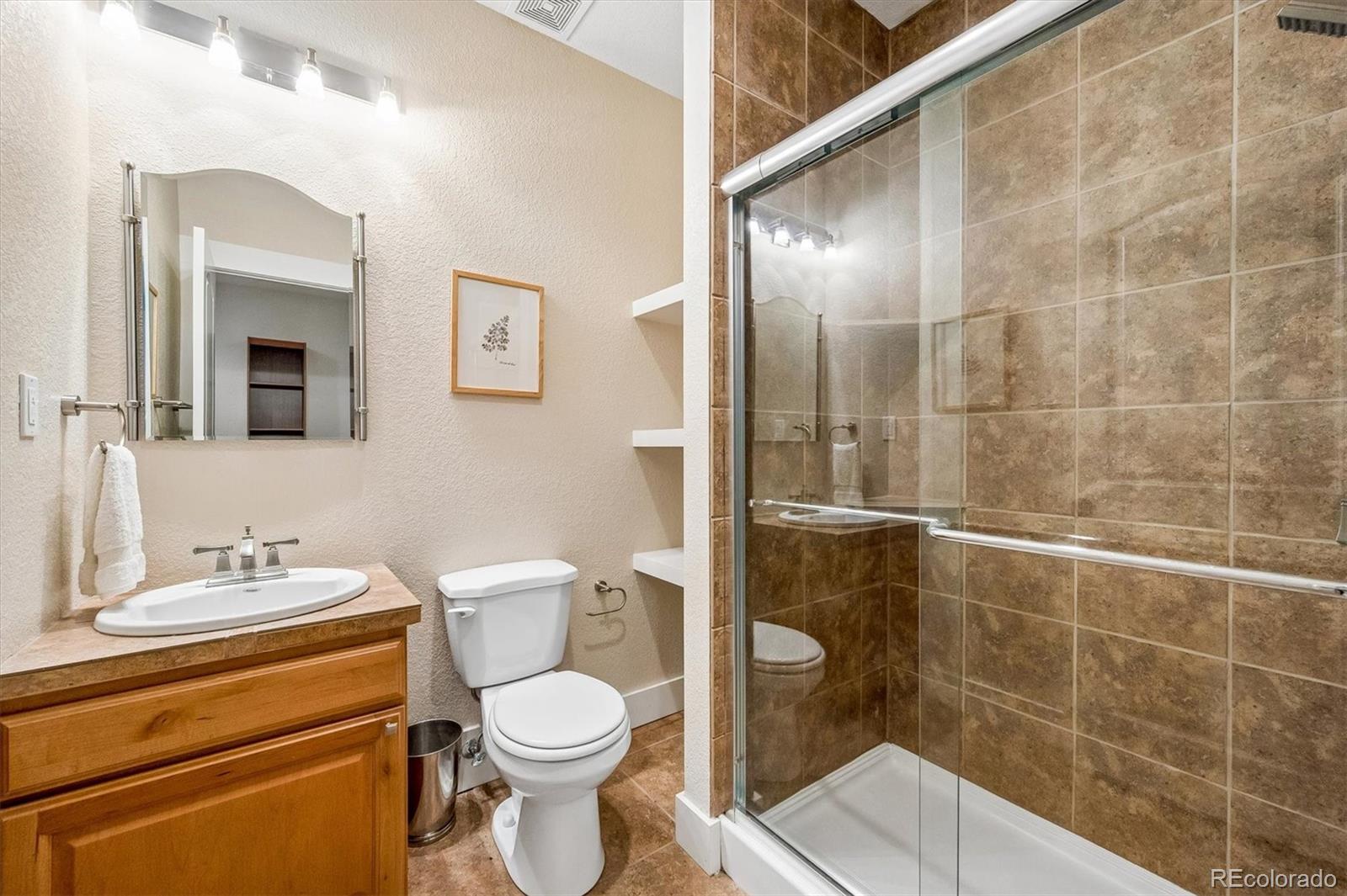 MLS Image #23 for 714 s washington street,denver, Colorado