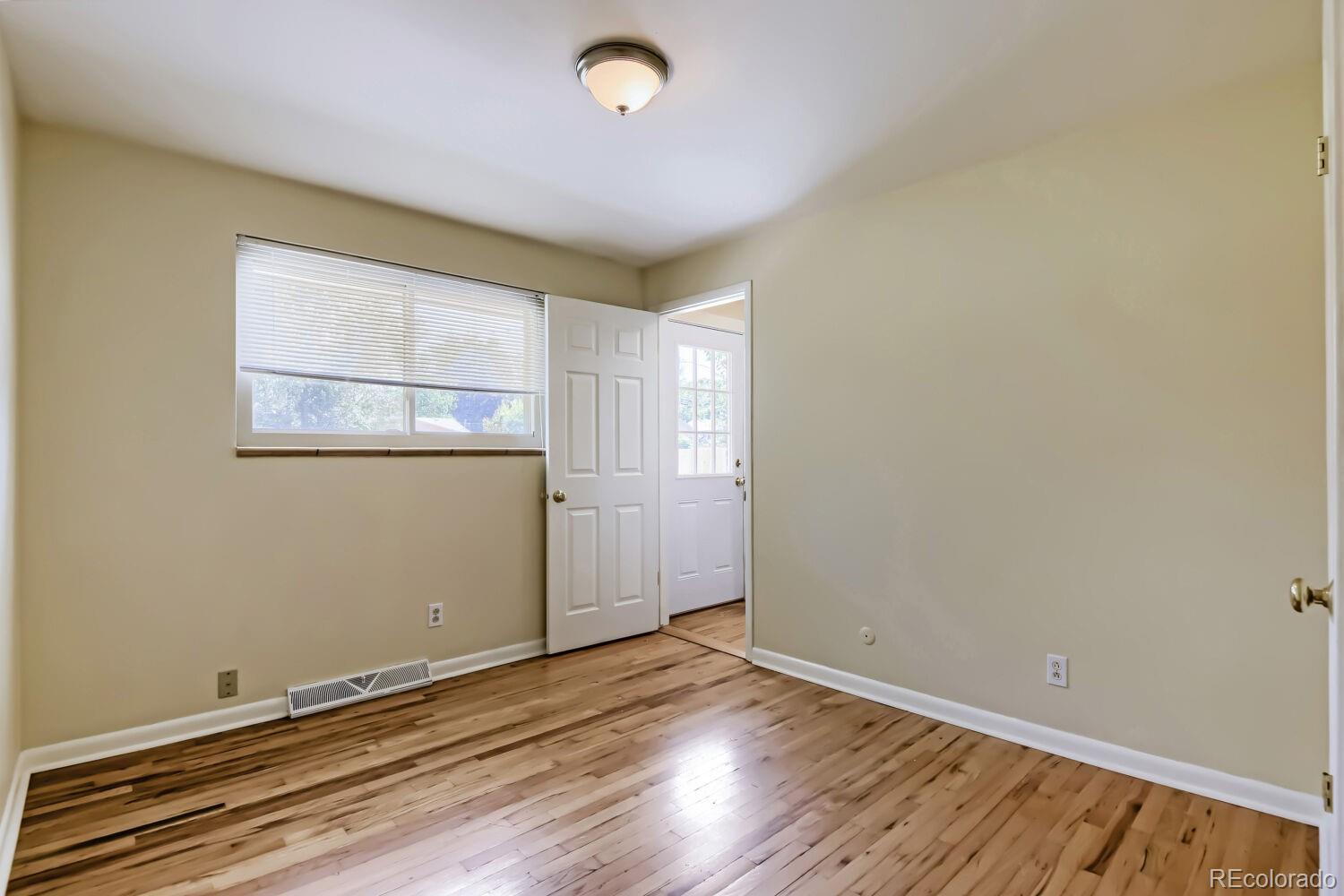 MLS Image #14 for 4030 s inca street,englewood, Colorado