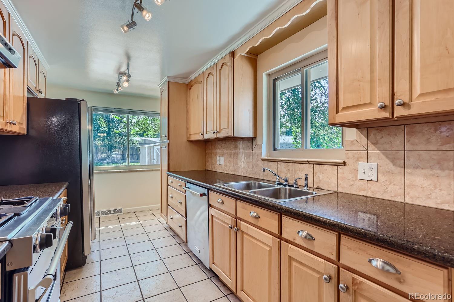 MLS Image #8 for 4030 s inca street,englewood, Colorado