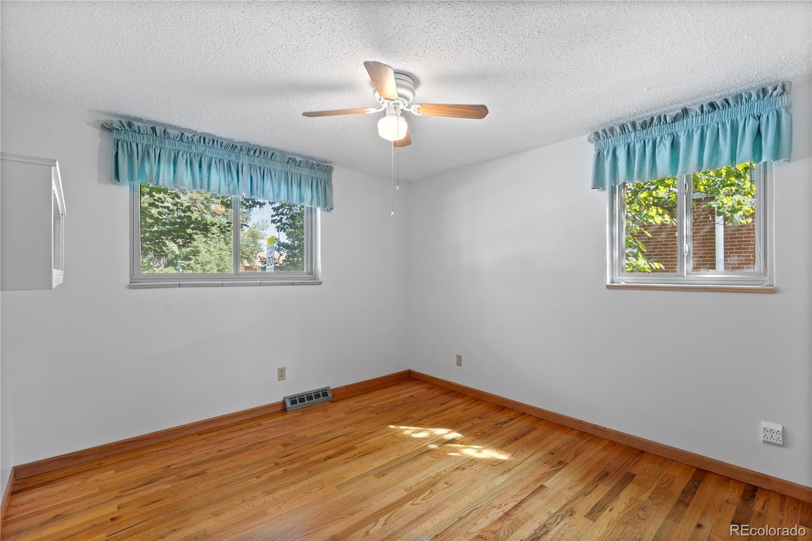 MLS Image #21 for 4200 w stanford avenue,denver, Colorado