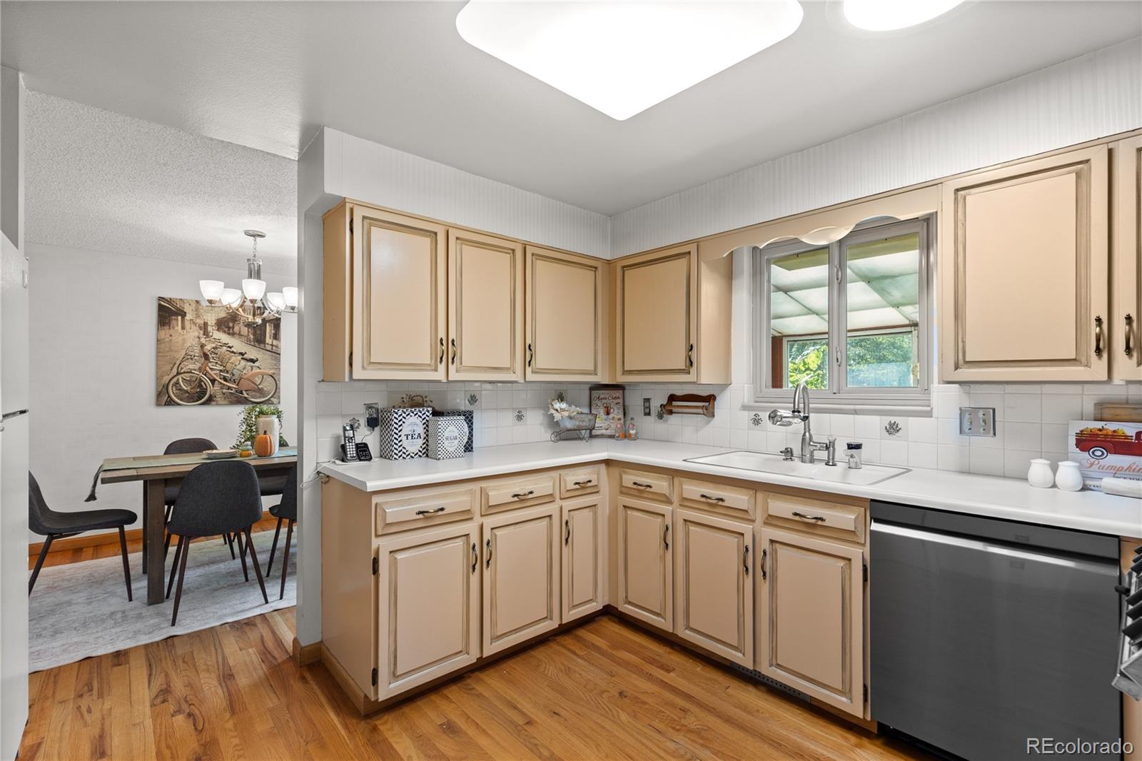 MLS Image #9 for 4200 w stanford avenue,denver, Colorado