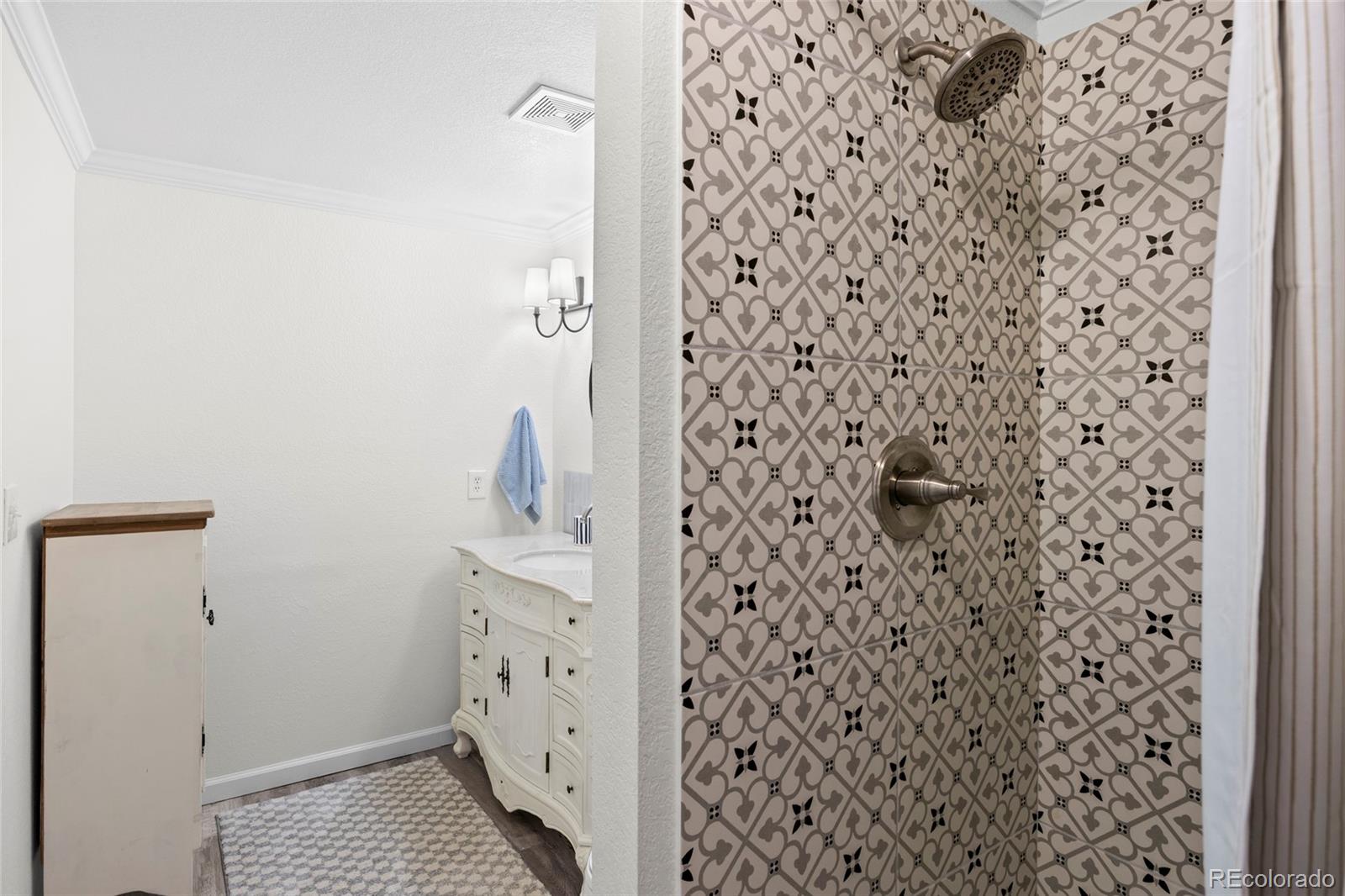 MLS Image #27 for 983  logan court,loveland, Colorado
