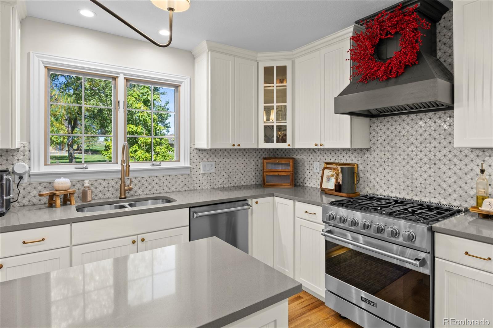 MLS Image #6 for 983  logan court,loveland, Colorado