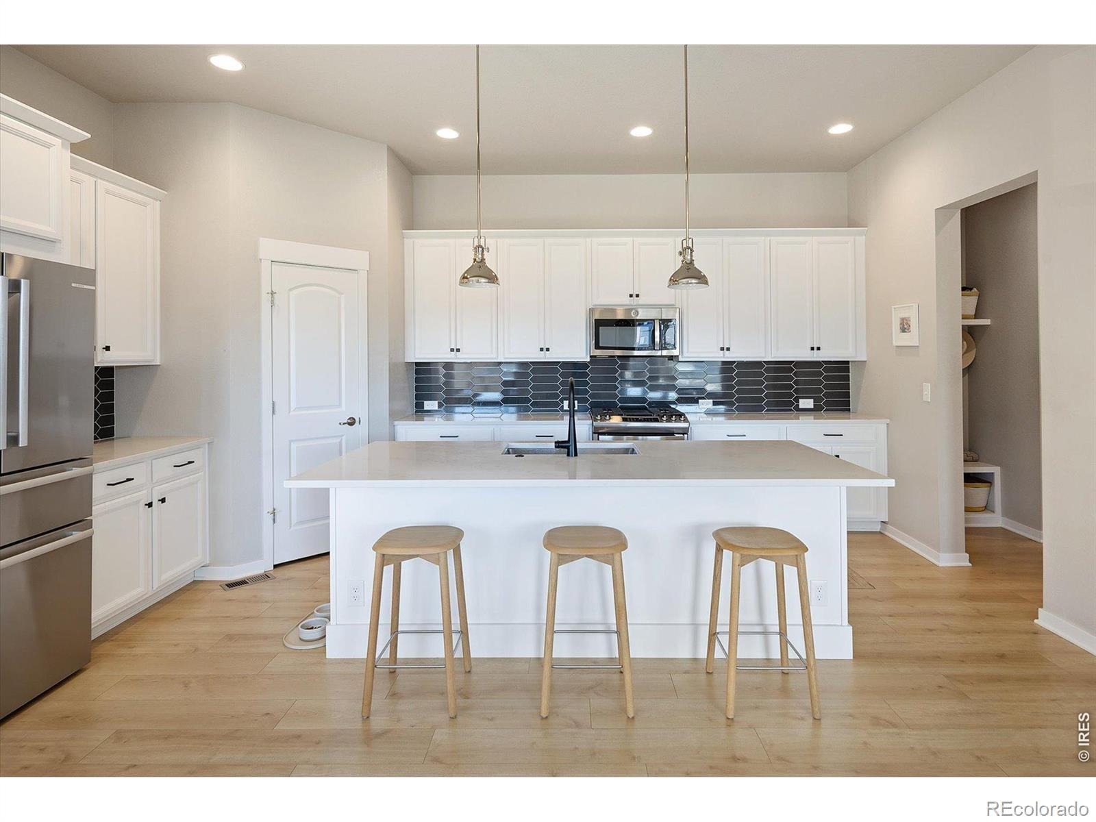MLS Image #6 for 16654  tejon lane,broomfield, Colorado