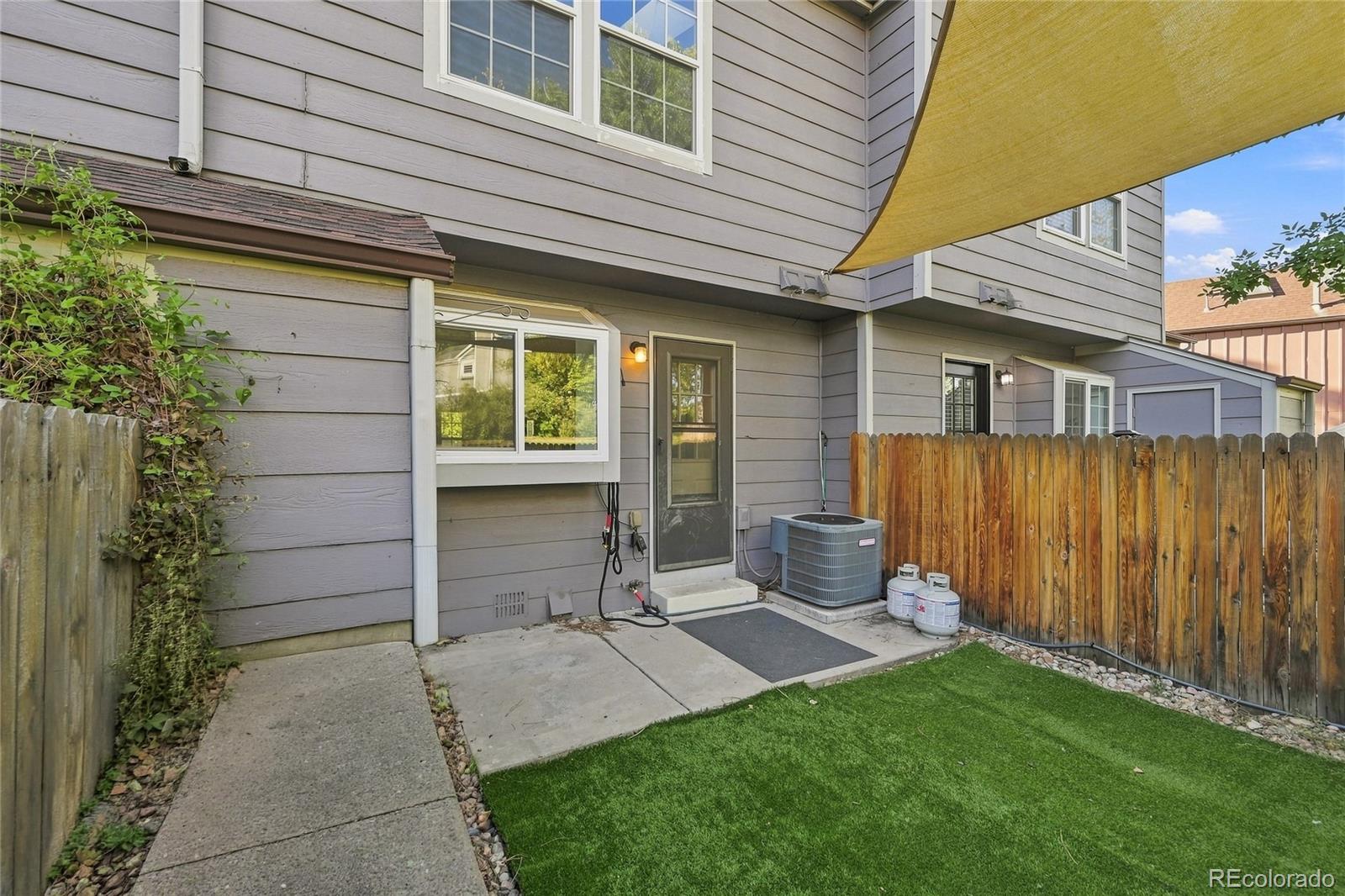 MLS Image #17 for 1228 s flower circle,denver, Colorado