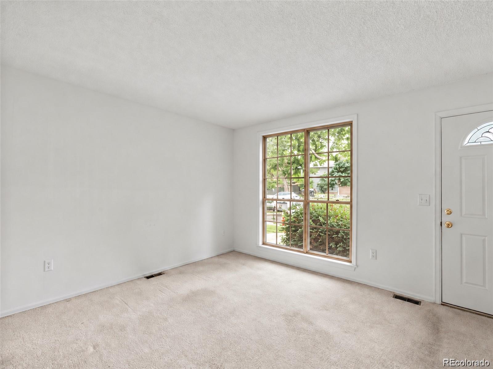 MLS Image #8 for 10495 w keene avenue,denver, Colorado