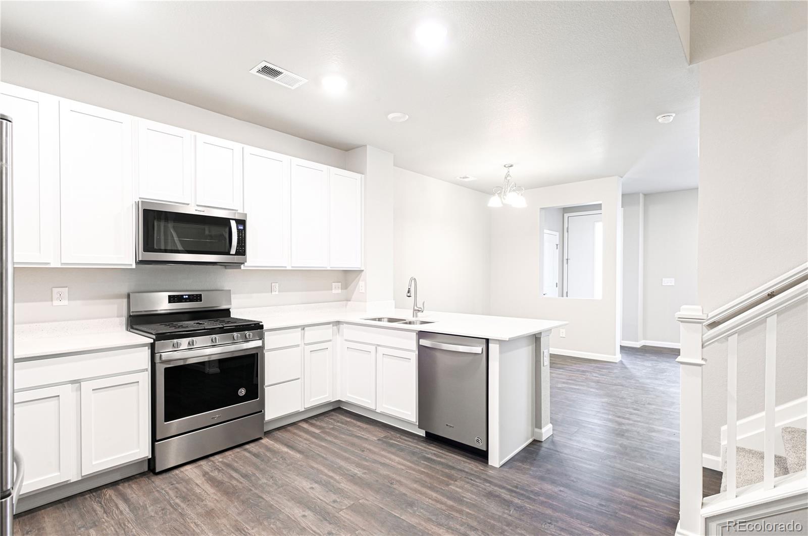 MLS Image #9 for 14883 e belleview drive,aurora, Colorado