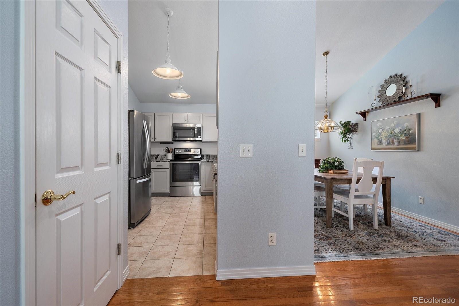 MLS Image #8 for 10868 w dumbarton drive,littleton, Colorado