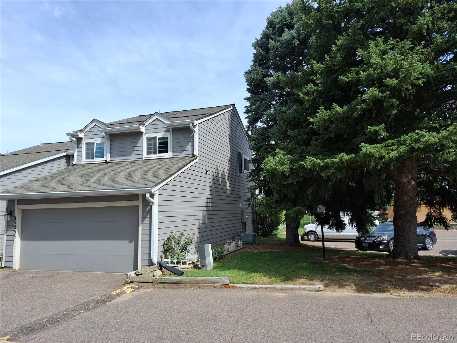 MLS Image #1 for 12553 e cornell circle,aurora, Colorado