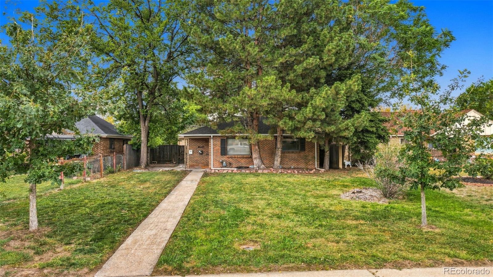 MLS Image #11 for 3395 n oneida street,denver, Colorado