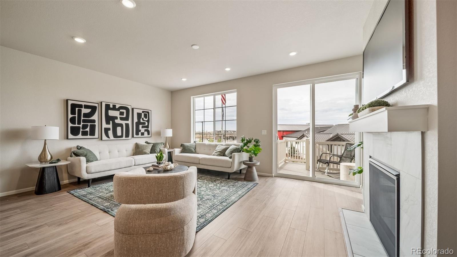 MLS Image #12 for 22244 e 49th avenue,aurora, Colorado