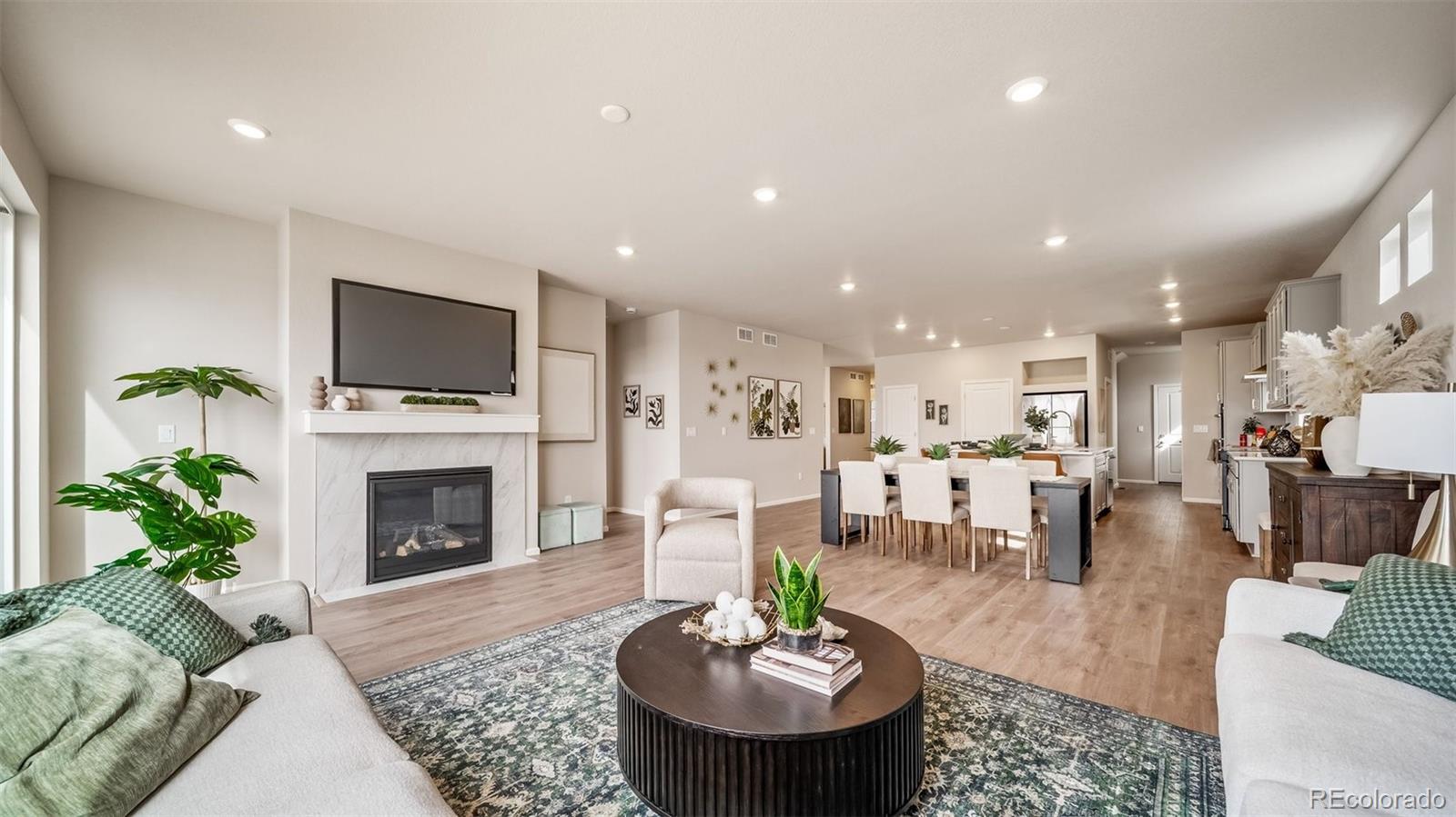 MLS Image #17 for 22244 e 49th avenue,aurora, Colorado