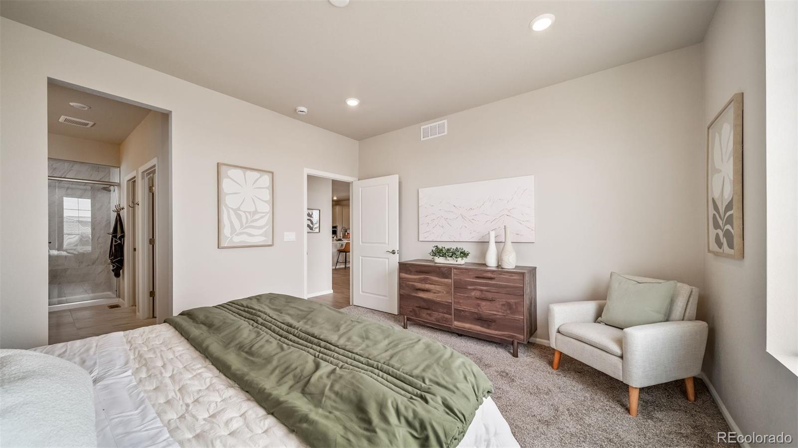 MLS Image #25 for 22244 e 49th avenue,aurora, Colorado