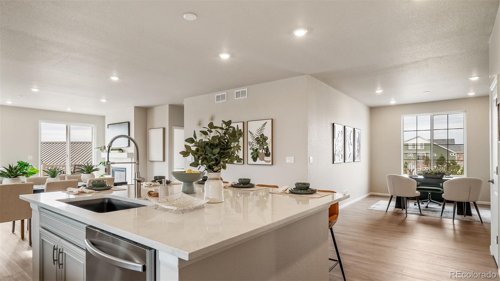 MLS Image #9 for 22244 e 49th avenue,aurora, Colorado
