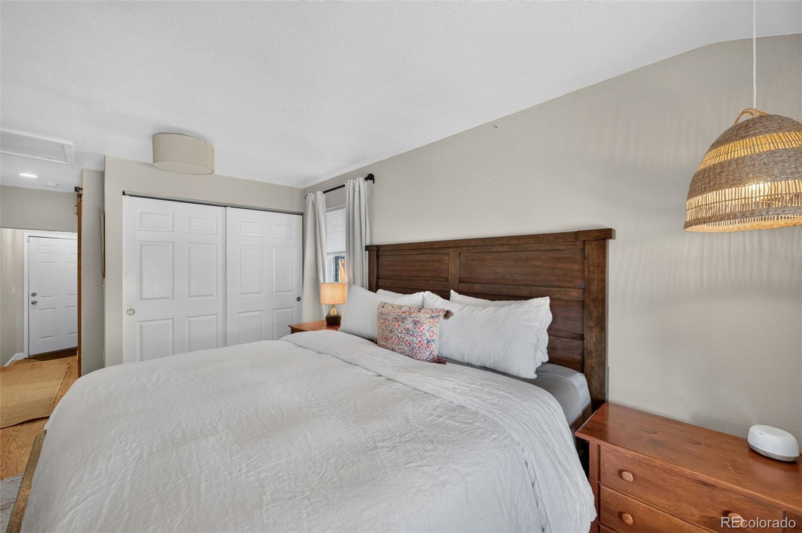 MLS Image #11 for 825 s decatur street,denver, Colorado