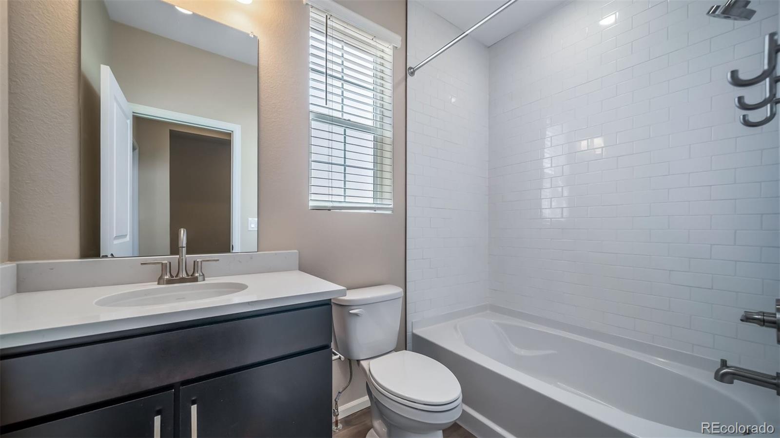 MLS Image #21 for 4982 n tempe street,aurora, Colorado