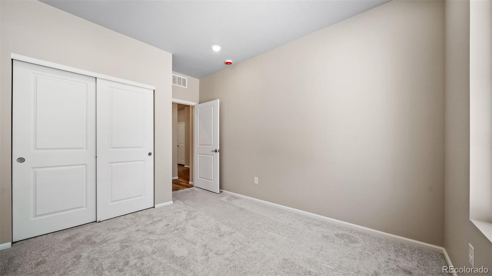 MLS Image #17 for 4974 n tempe street,aurora, Colorado