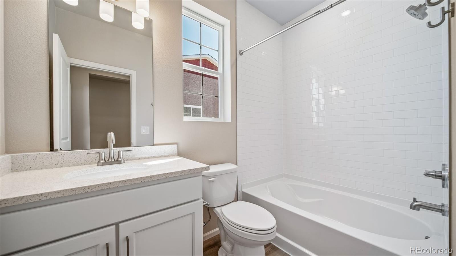 MLS Image #19 for 4974 n tempe street,aurora, Colorado