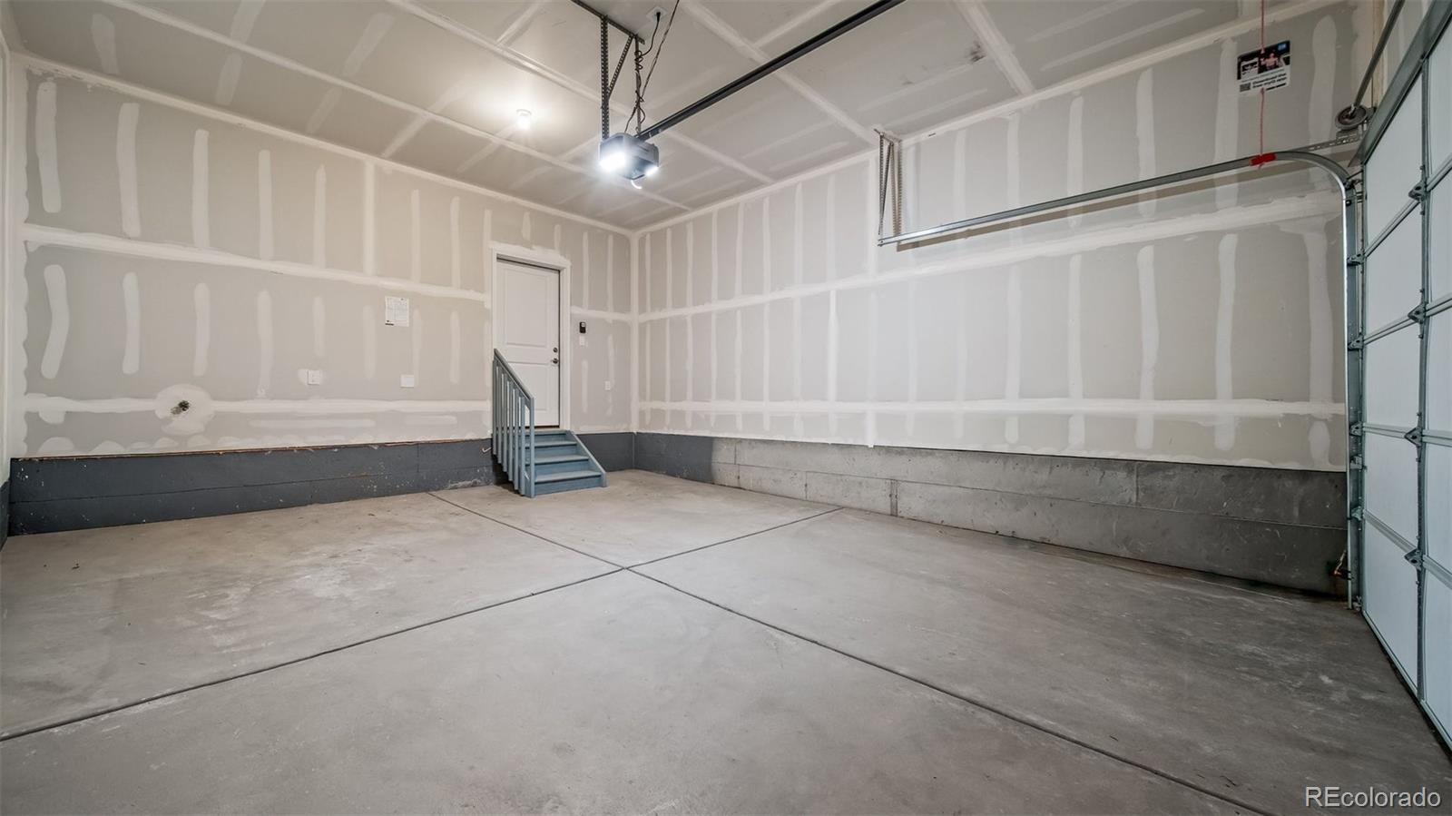 MLS Image #22 for 4974 n tempe street,aurora, Colorado